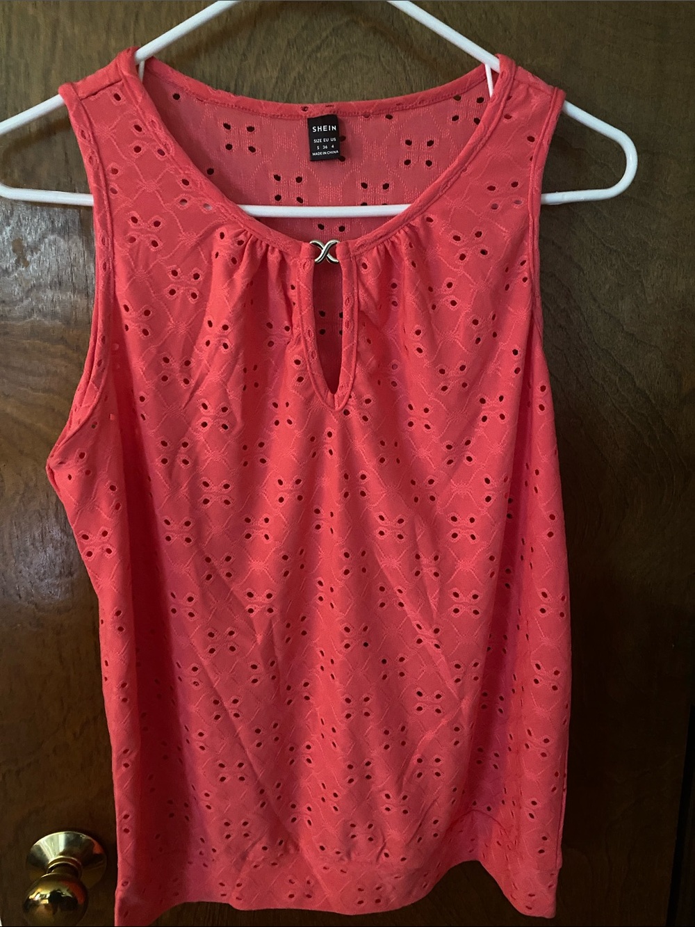 SHEIN Coral Eyelet Keyhole Tank Top